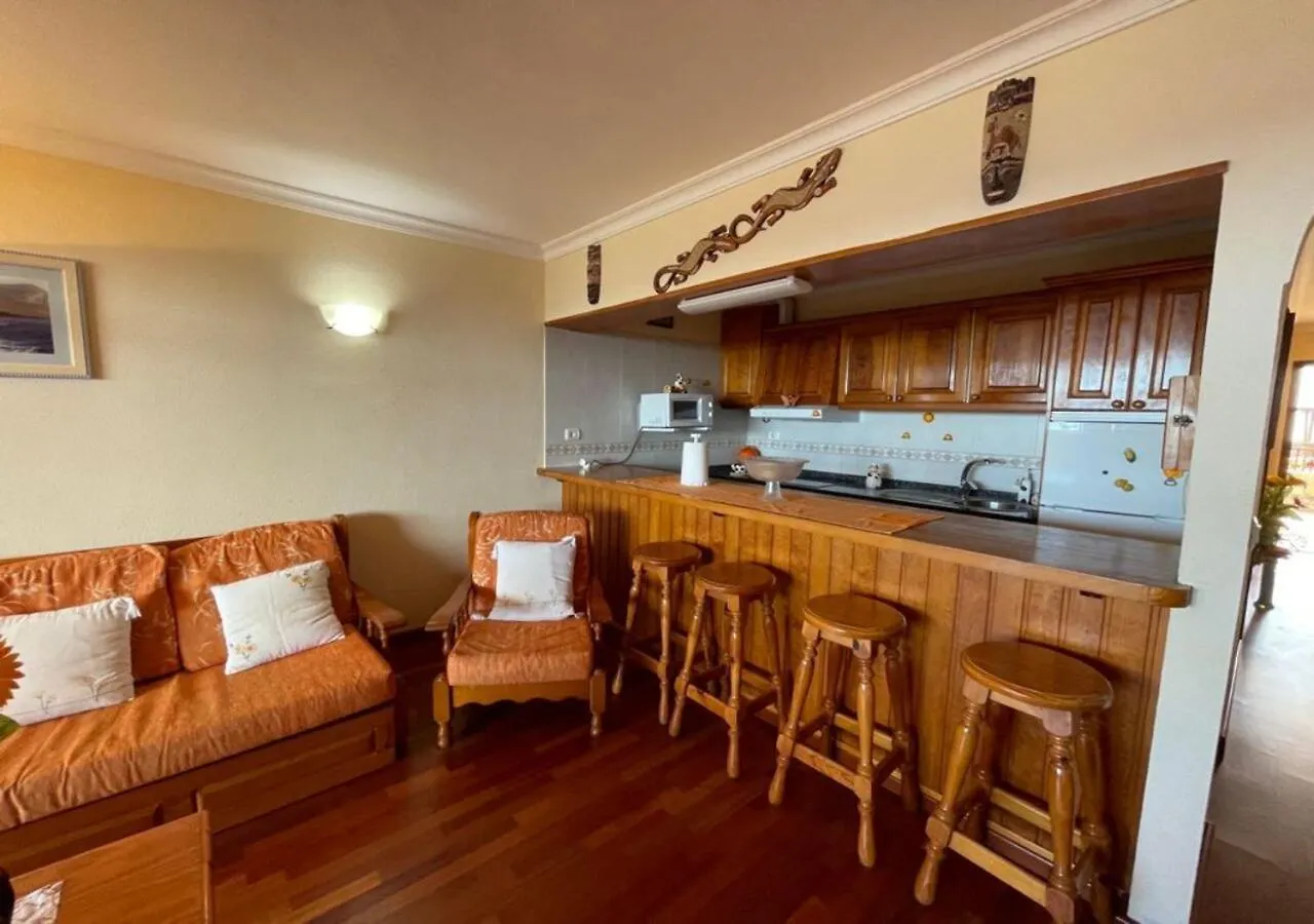 Apartamento Neptuno Playa 17 contacts